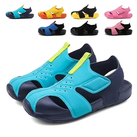 Kids' Sandals