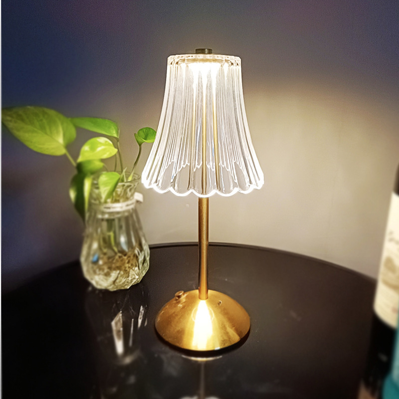 Nordic Modern Hotel Decor Bedside Luxury Desk Light 3
