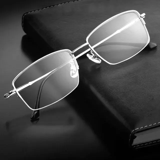 Reading Glasses with Metal Frame 3