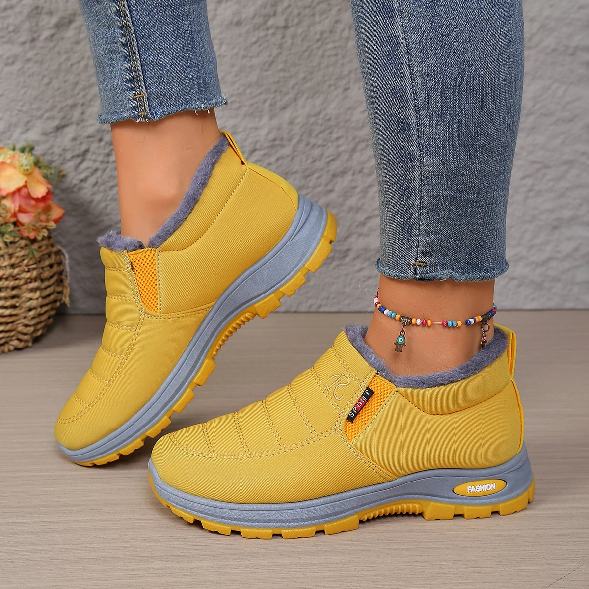 Gemütliche Damen-Wintersneaker mit Fellfutter Rutschfeste Dicke Sohle Bequeme 2