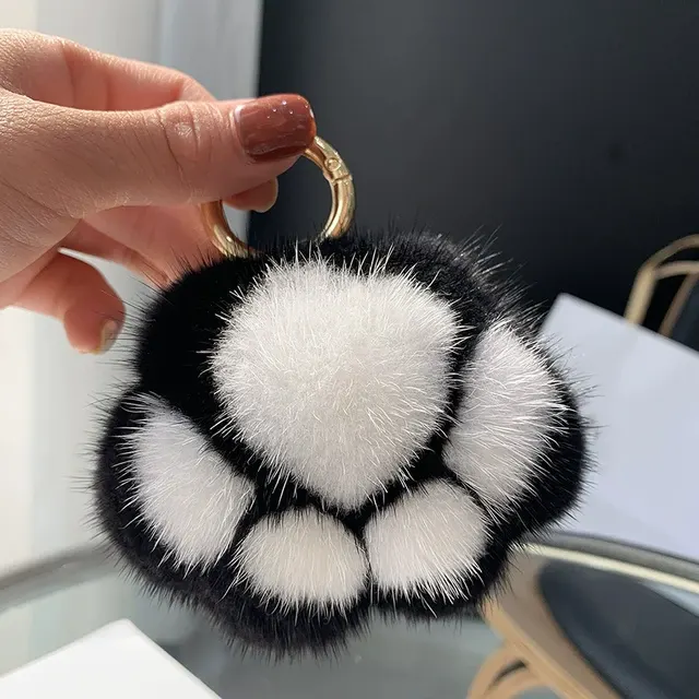 Flauschiger Katzenpfoten-Schlüsselanhänger mit Pompon 3