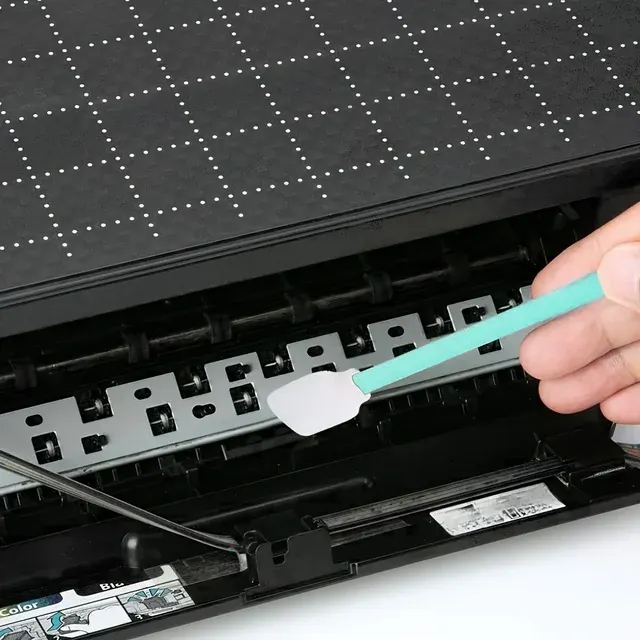 Precision Cleaning Swabs 3