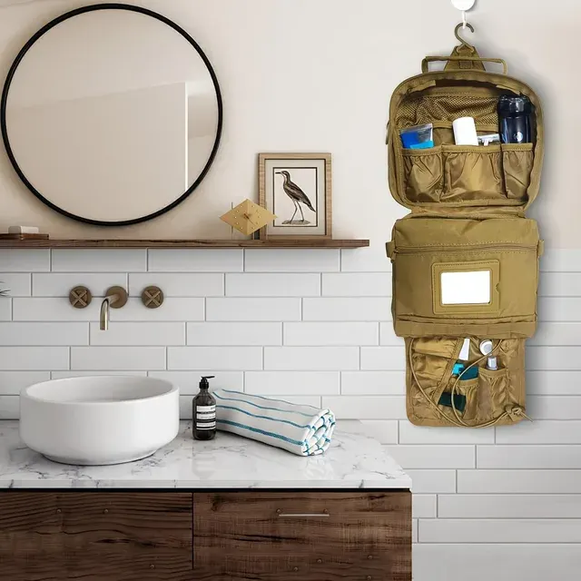 Toiletry Bag 4