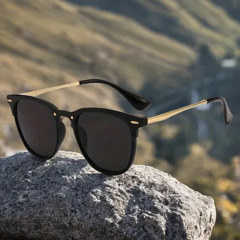 Cat-Eye Sunglasses