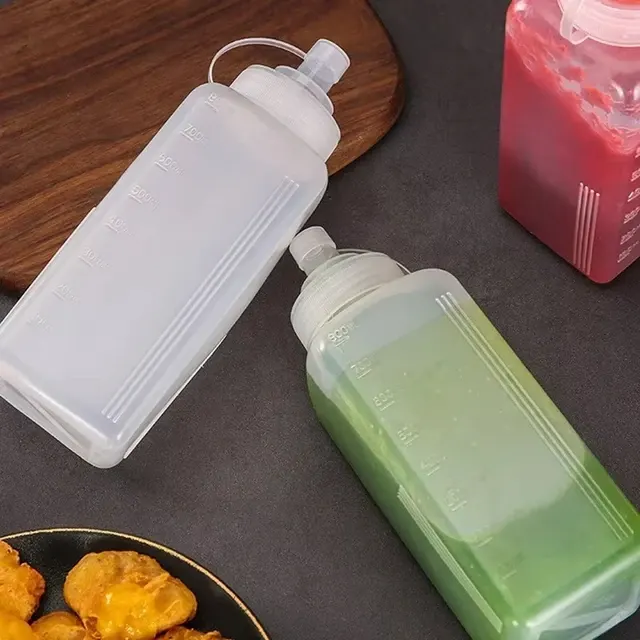 Squeeze Bottle for Sauces 4