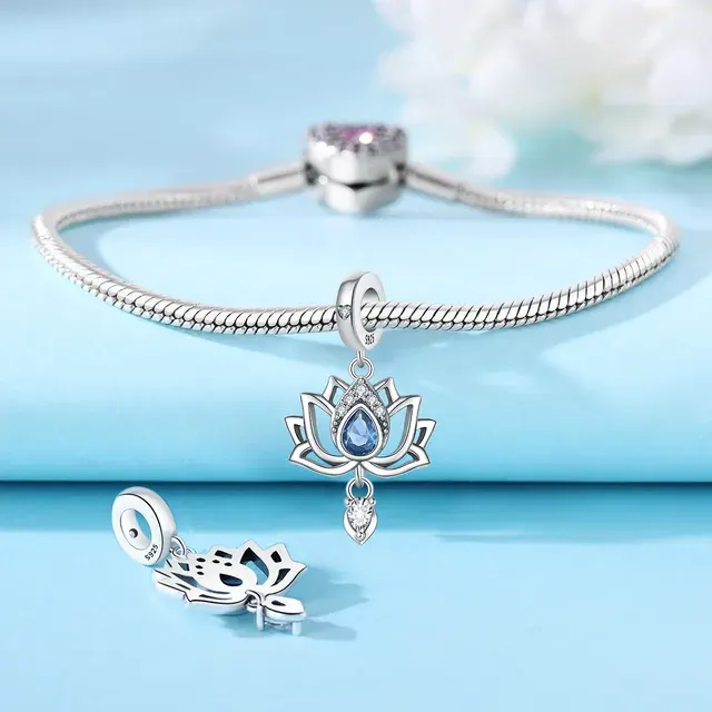 Silver Flower Charm 2