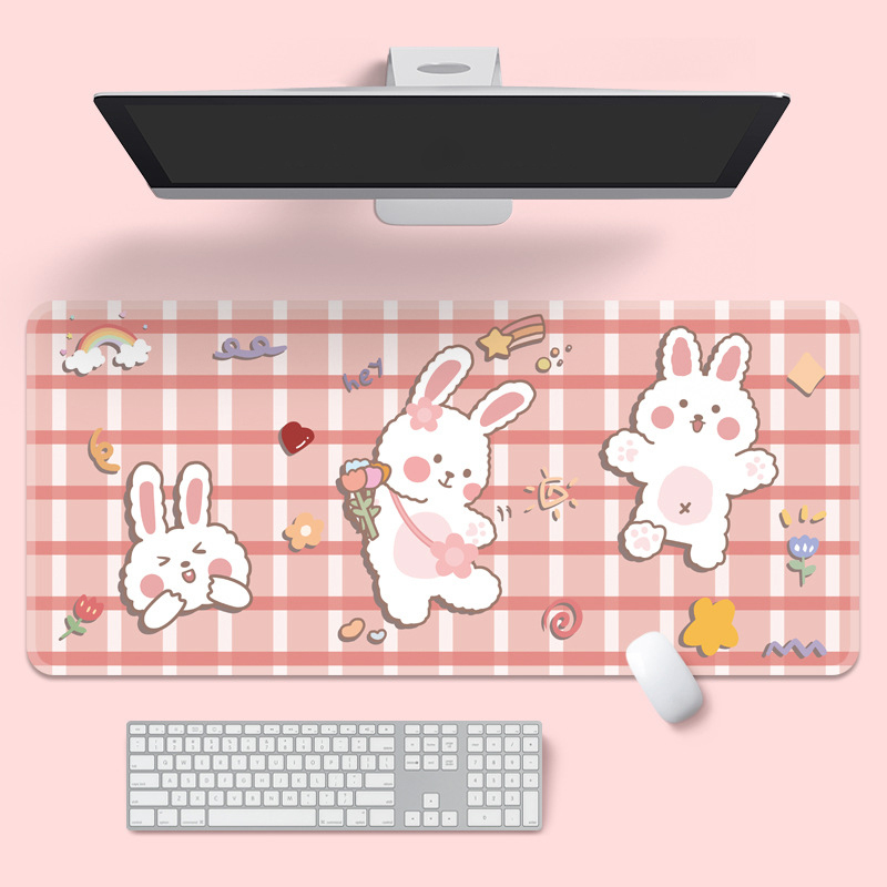 XXL Gaming Mouse Pad With Stitched Edges 3