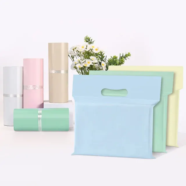 Poly Mailing Bag 4