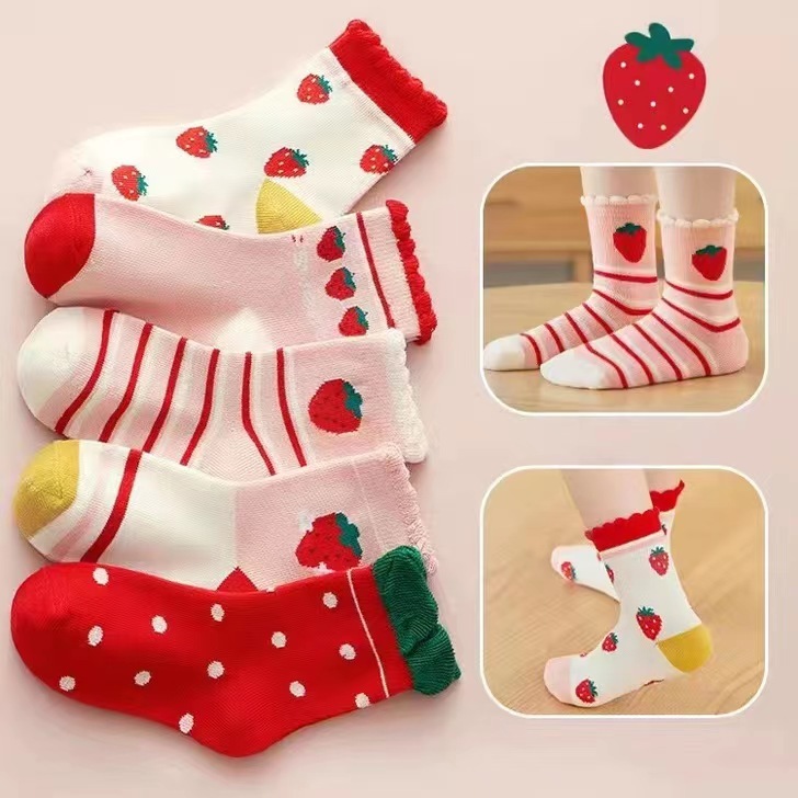 Gestrickte Baby Socken Set 4