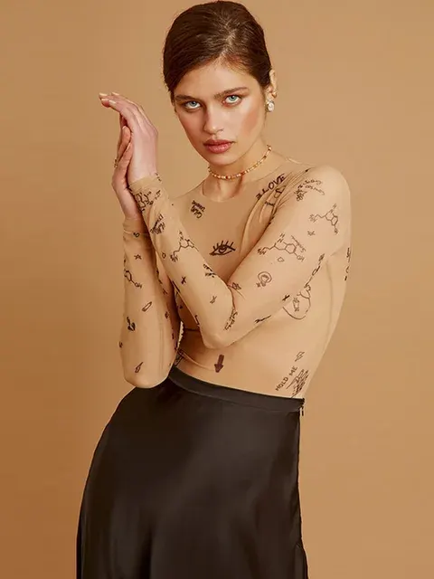 Long-Sleeve Bodysuit 4