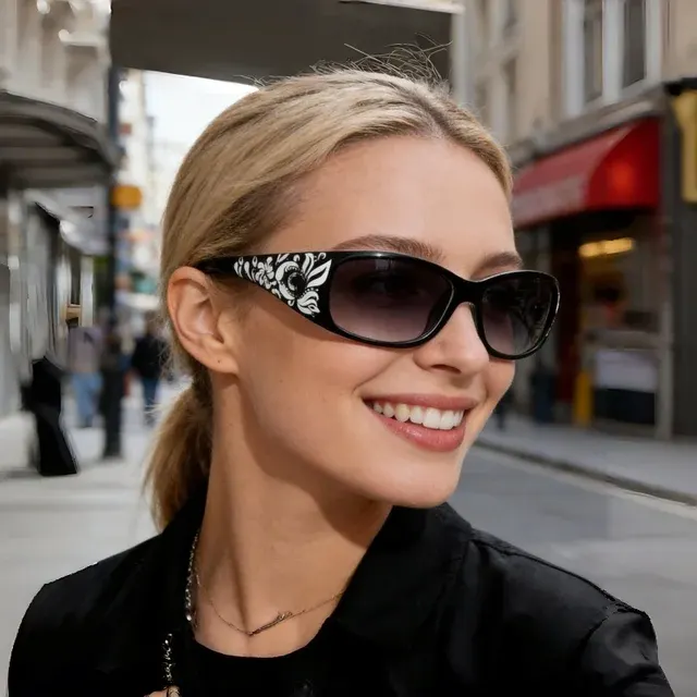 Rhinestone Cat-Eye Sunglasses 2