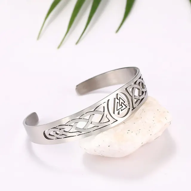 Viking Valknut Bracelet 1