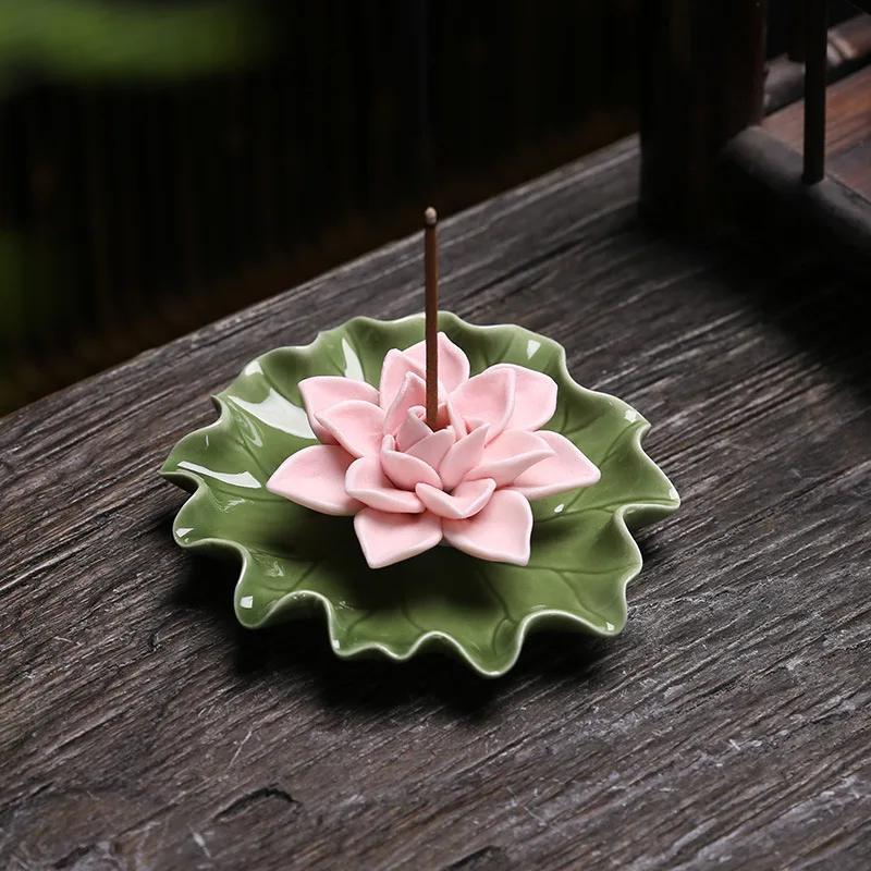 Handgefertigtes Weihrauchtablett aus Keramik mit Blumenfadenimitat – Aroma-Diffusor 4