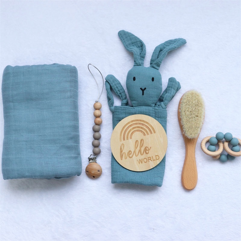 4-Piece Cotton Muslin Baby Gift Set 2