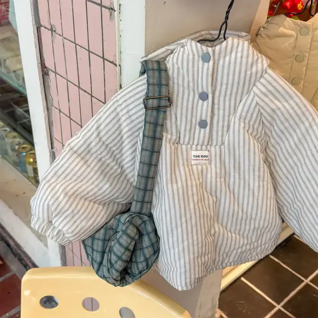 Kinder-Steppjacke mit Kapuze 2