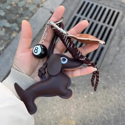 Niedlicher Dackel-Schlüsselanhänger Tasche Fünfzackiger Stern Anhänger Ball Geeignet