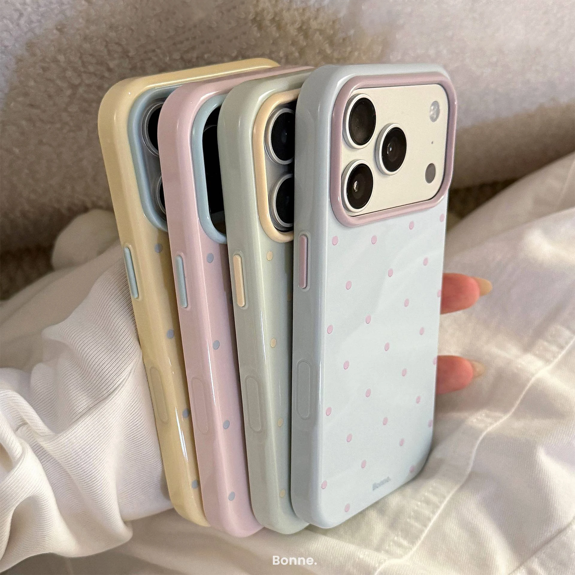 Korean Polka Dot iPhone Silicone Case 3