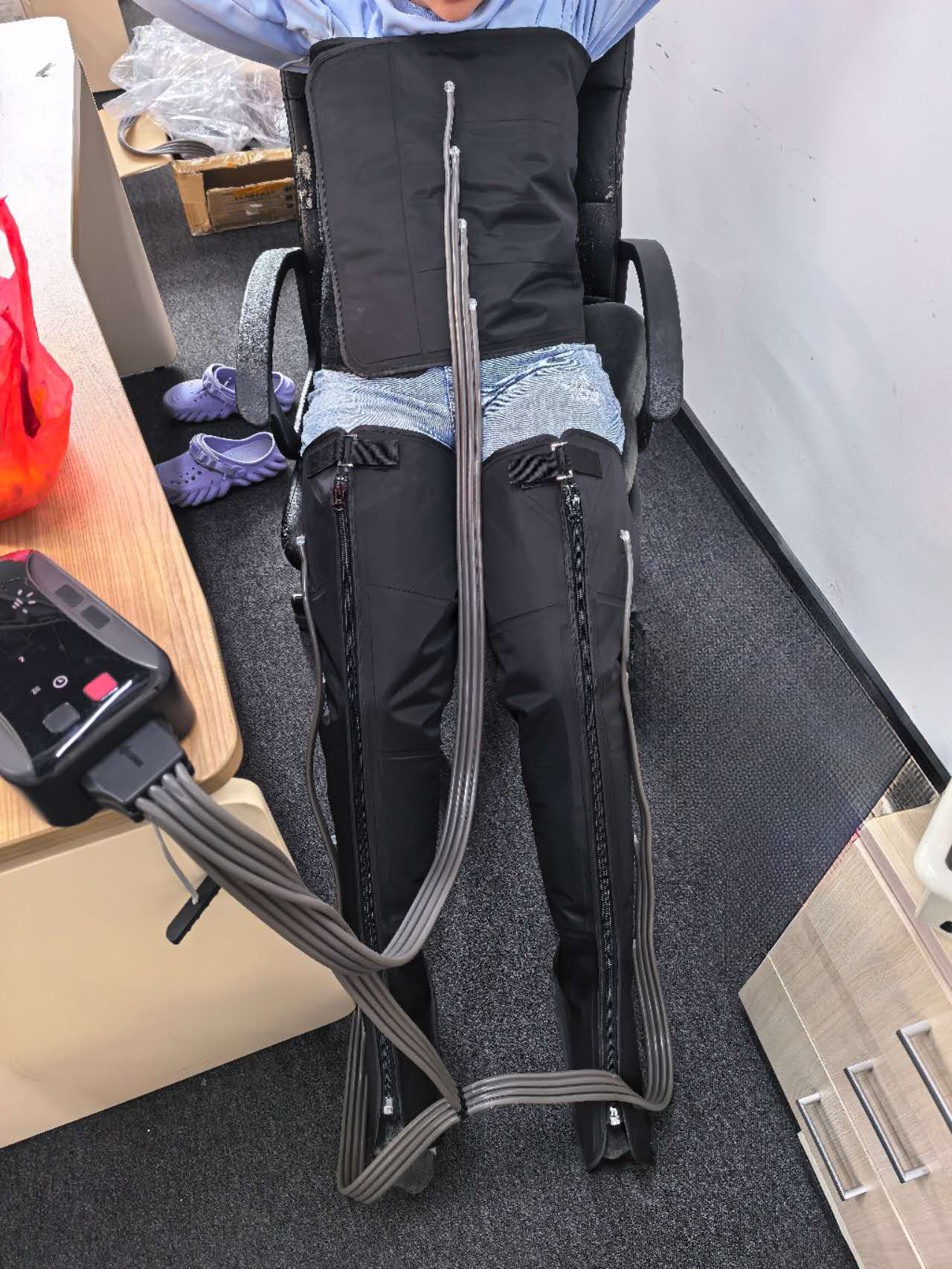COSMO 8 Chamber Air Compression Massage Boots Pneumatic 3