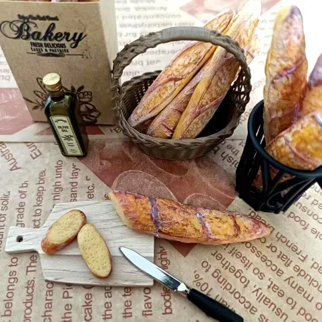 Dollhouse Miniature Bread 4