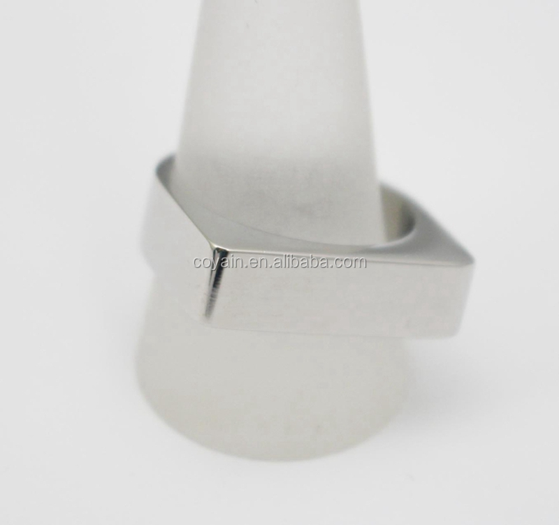 Engravable Stainless Steel Personalized Signet Ring 3