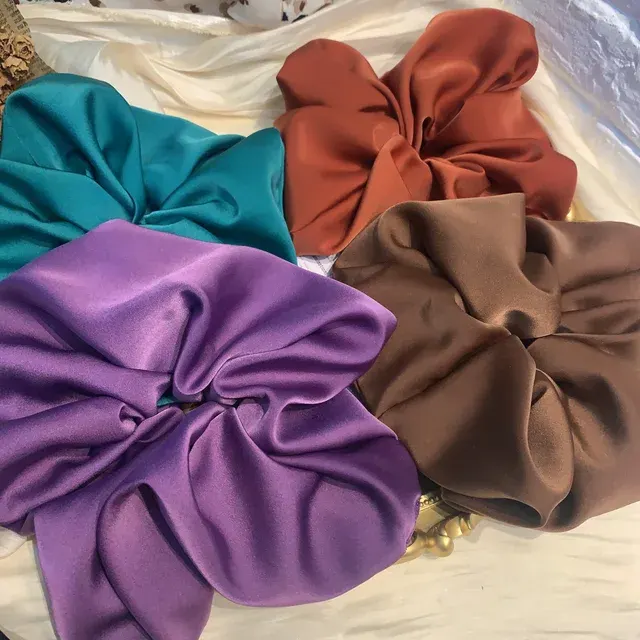 Oversize-Haar-Scrunchie 3