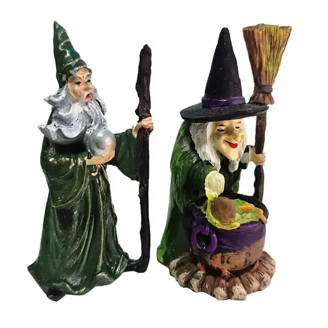 Resin Sorcerer Witch Statue 4