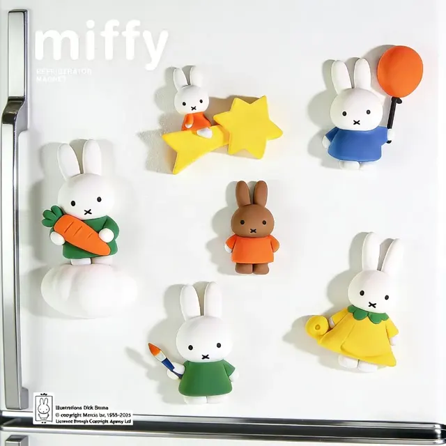 Rabbit Fridge Magnet Balloon Collectible Figure 2