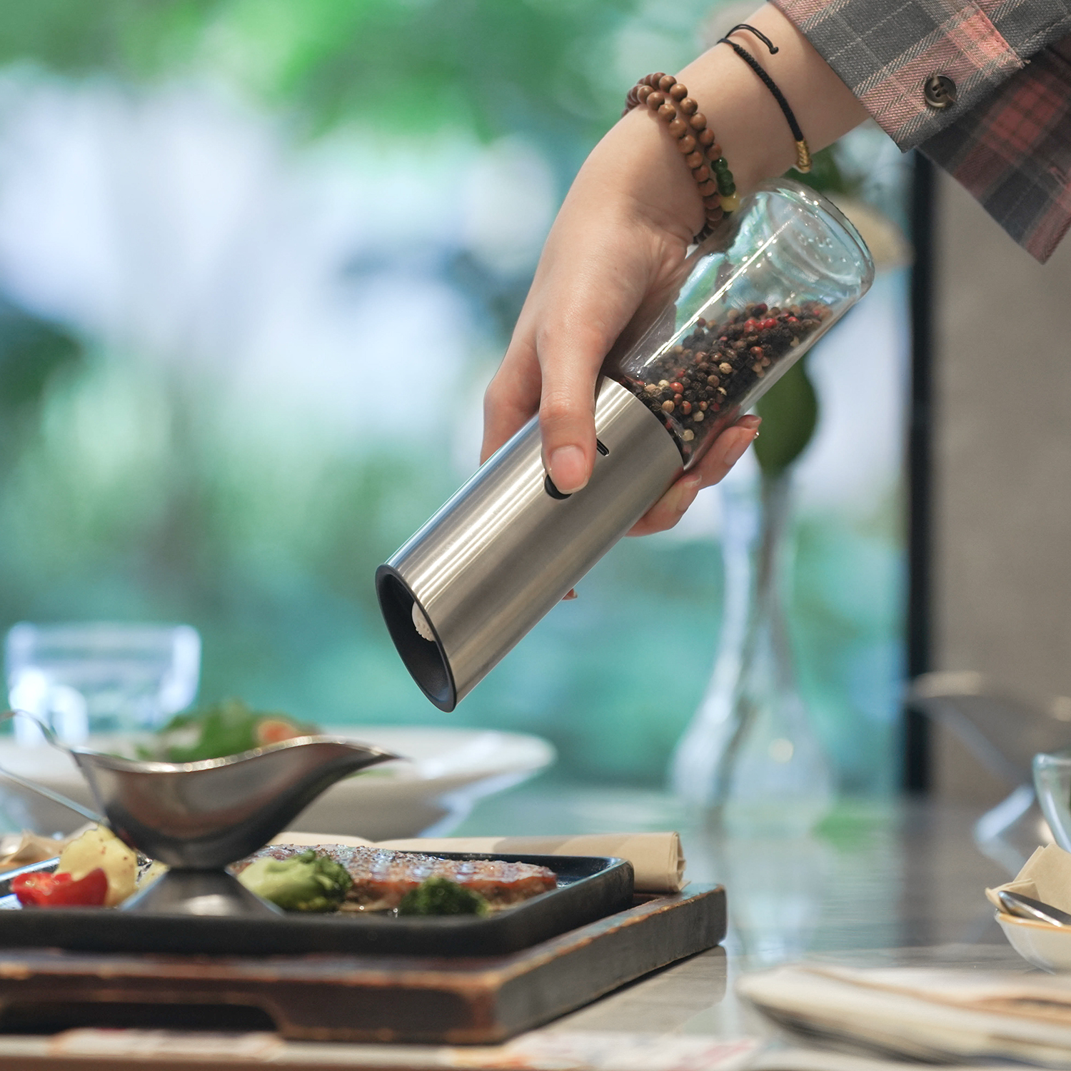 Electric Stainless Steel Salt Pepper Grinder Set 3