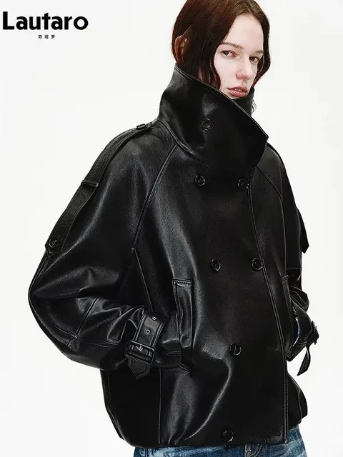 Zweireihige Kunstleder-Jacke 2