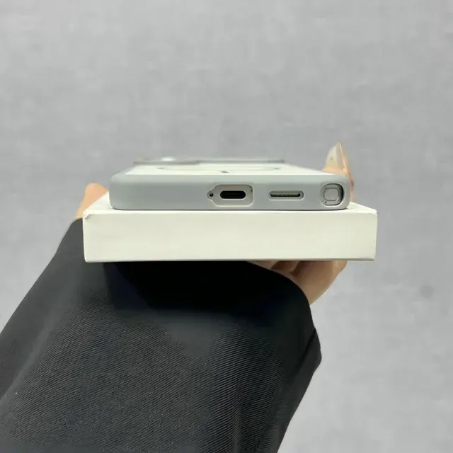 Matte Silicone Phone Case with MagSafe 3