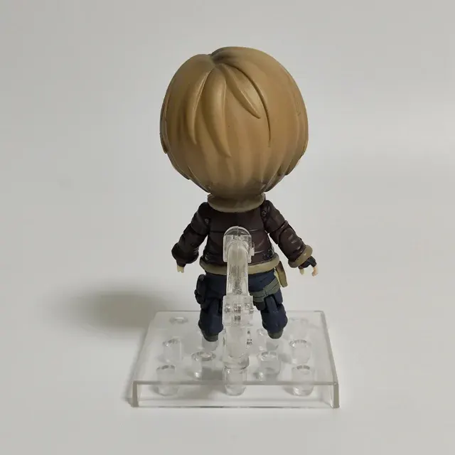 10cm Leon S. Kennedy Q-Version Figure 3