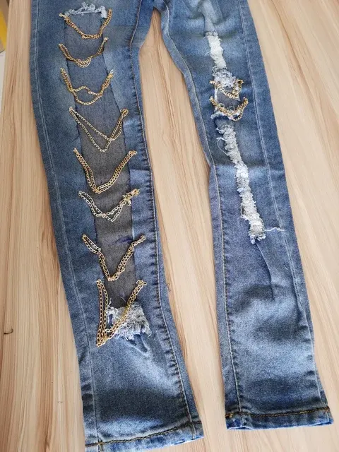 High-Waist Skinny Jeans 3