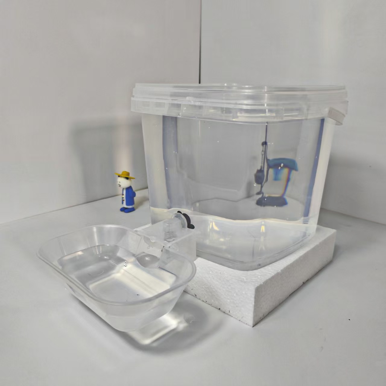 Automatic Water Dispenser for Pets Cats and Dogs 4