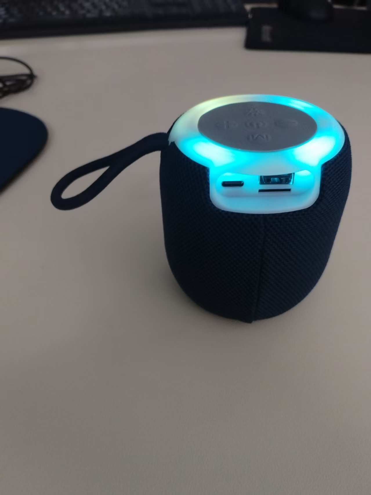 Mini Wireless Speaker with RGB Light 3
