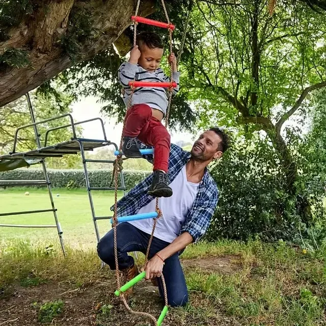Kids Climbing Rope Ladder 3