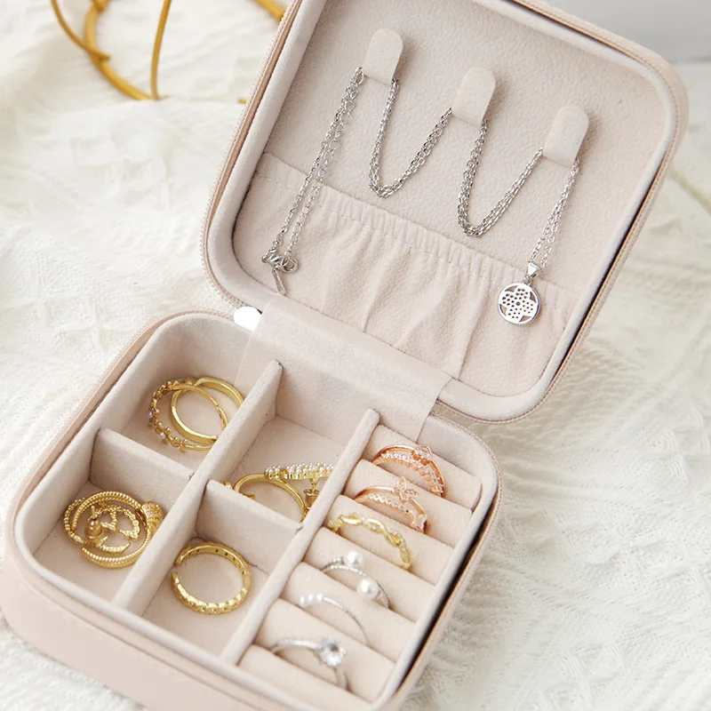 Women's Black Leather Travel Jewelry Box 3
