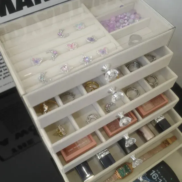 acrylic jewelry organizer 4