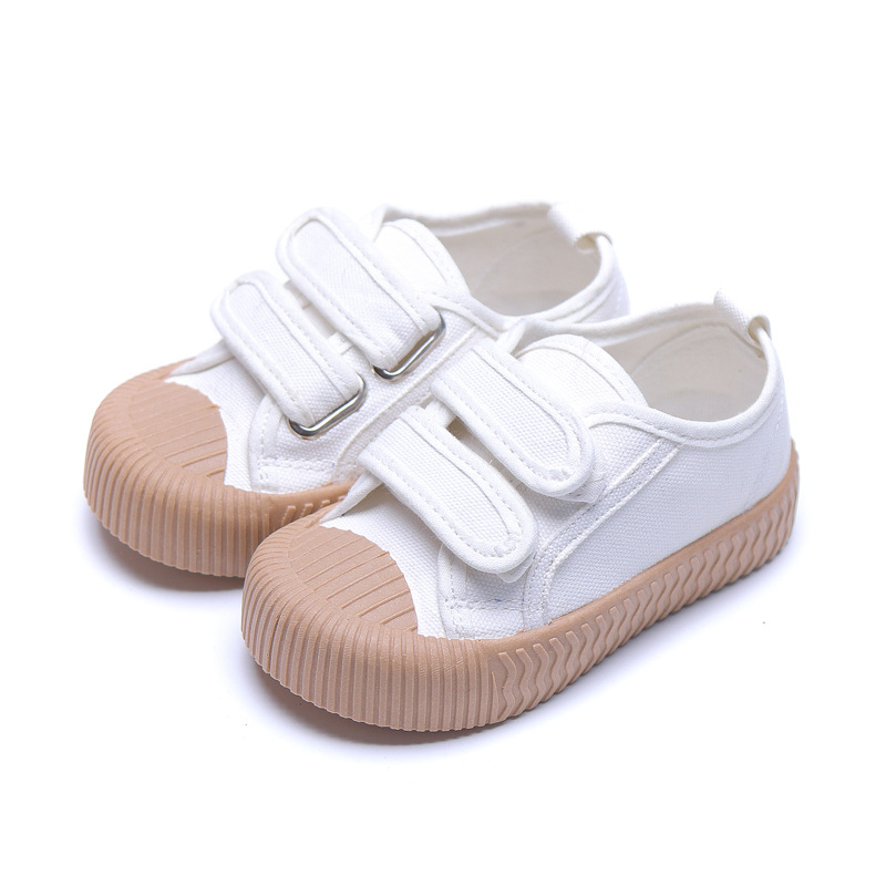 Leichte Canvas Sneaker mit Klettverschluss