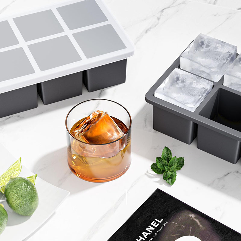 Stackable Silicone Ice Cube Tray with Lid