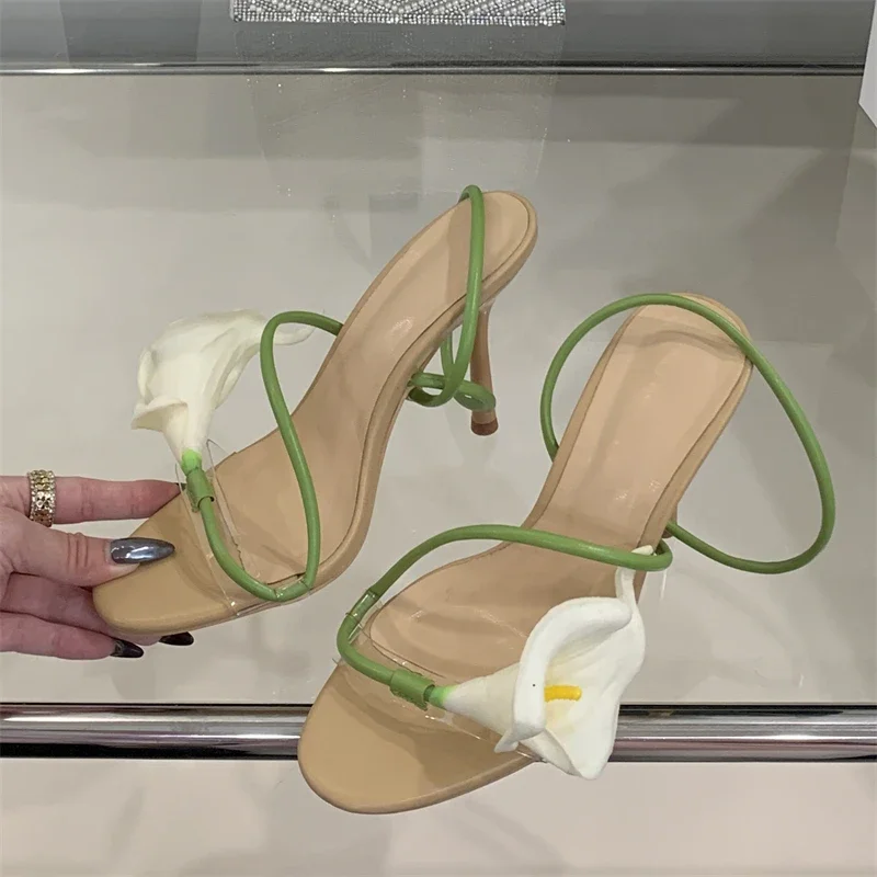Eilyken Sexy KRISTALL Blume Dünne High Heels Frauen 2