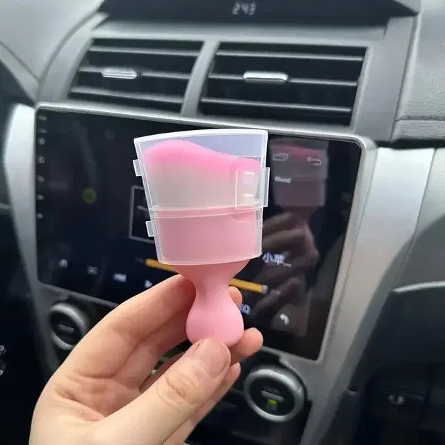 Pink Car Dust Brush for Vents 4