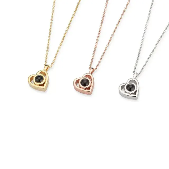Projection Rose Pendant Necklace 2