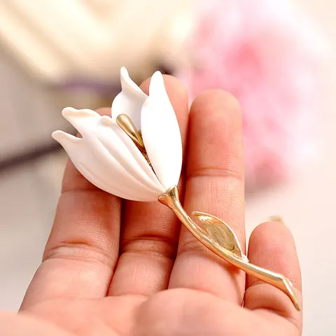 Tulip Brooch