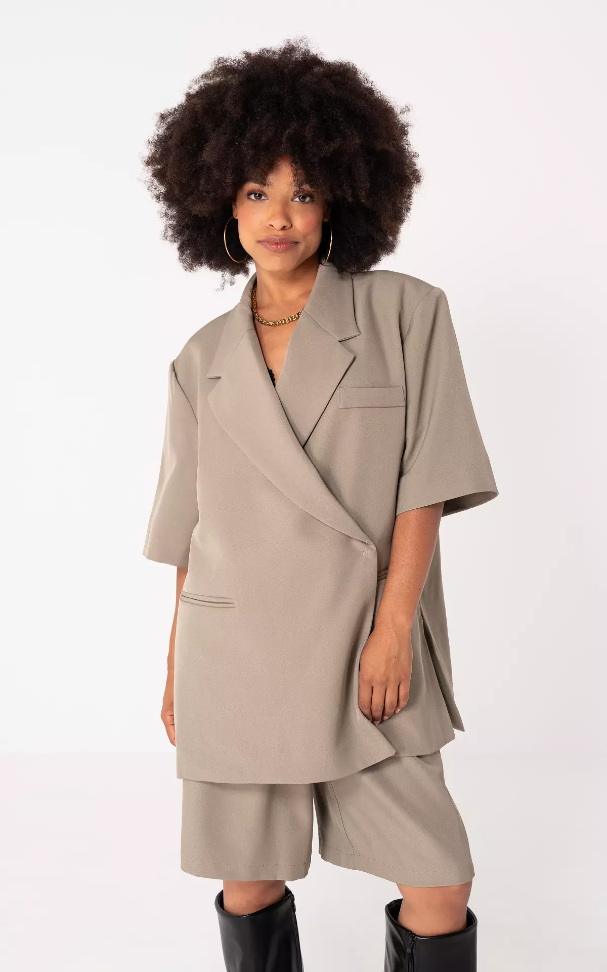 Women's Beige Oversized Blazer - Short Sleeve Snap 4