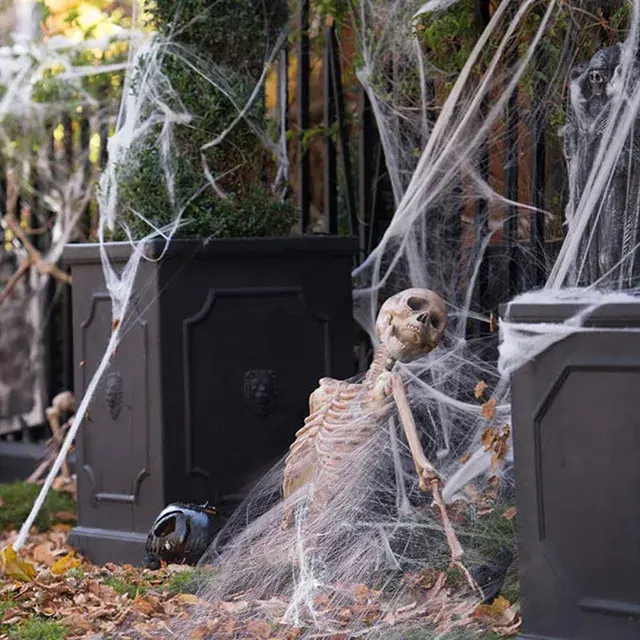 Künstliches Halloween-Spinnennetz mit Spinnen 4