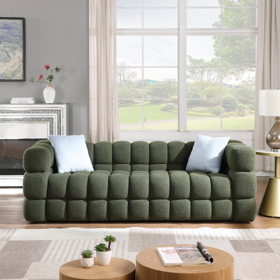 Bouclé-Sofa 2