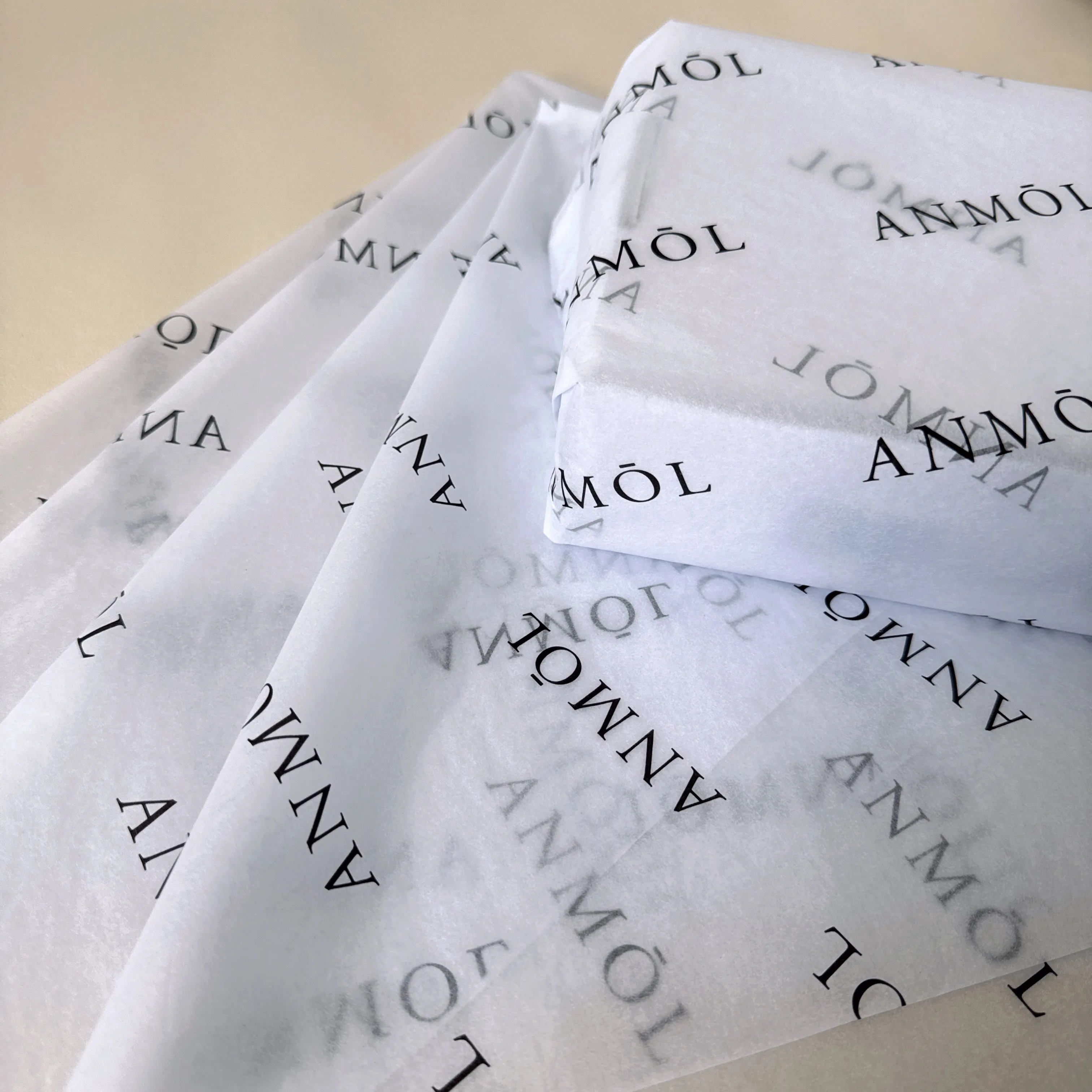 Seidenpapier mit Logo