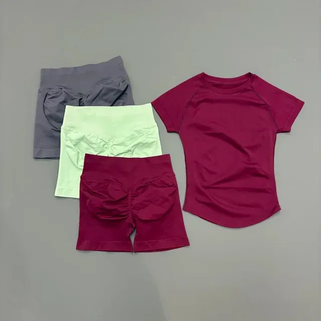 Women's Sports Set 4