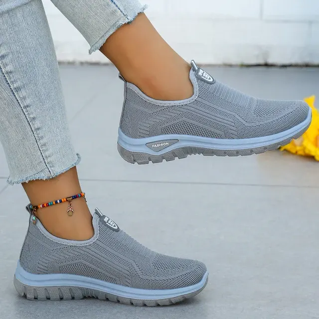 Women's Slip-On Shoes 2
