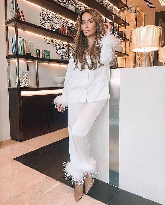 Ladies Casual Lapel Tops & Pants Suits Silk